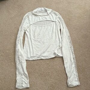 Emma & Same White Long sleeve with cut out at chest